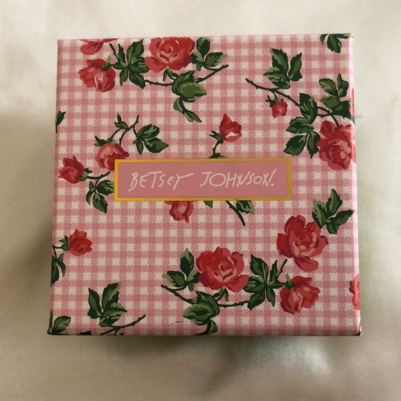 Betsey Johnson Gold Tone Pink Heart Drop Earrings Iridescent Crystal Accents NIB - Picture 9 of 11